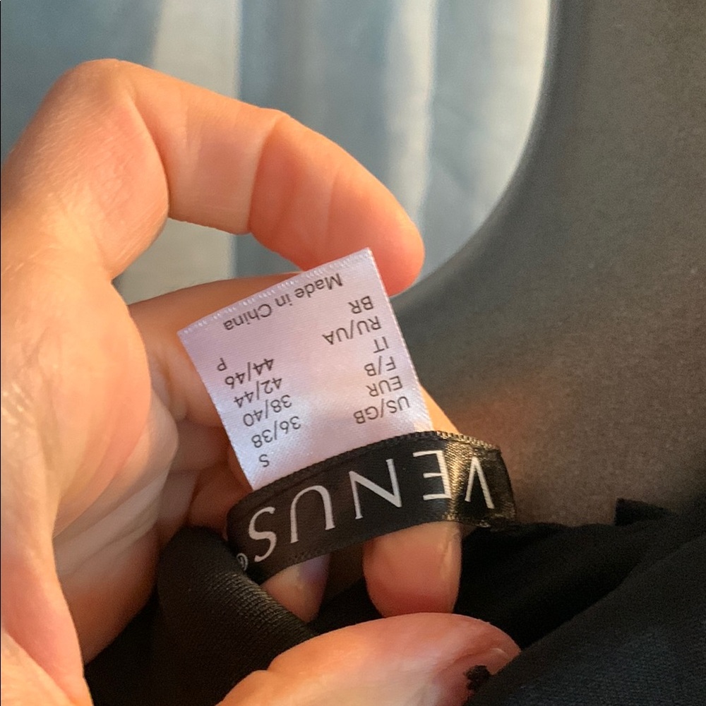 Venus Jumpsuit π small w/stretch - Picture 9 of 9